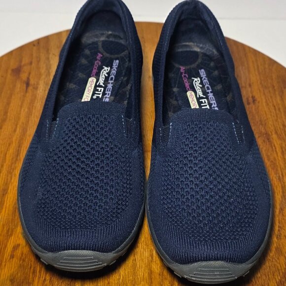 Skechers Womens Navy Blue and Gray Relaxed Fit Casual Slip-on Shoes Size 6.5 - Picture 1 of 16